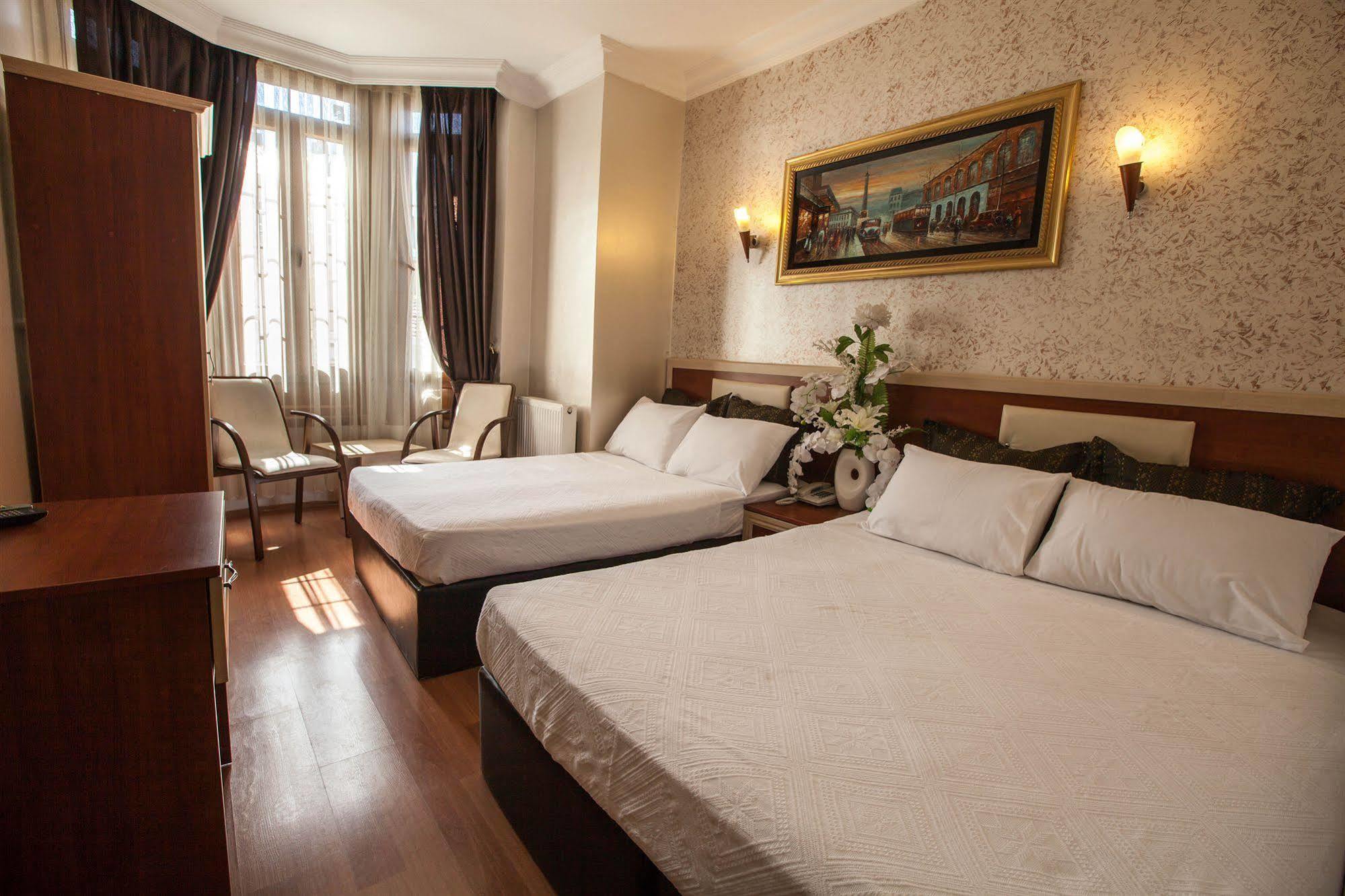 מלון Grand Palmiye 3*